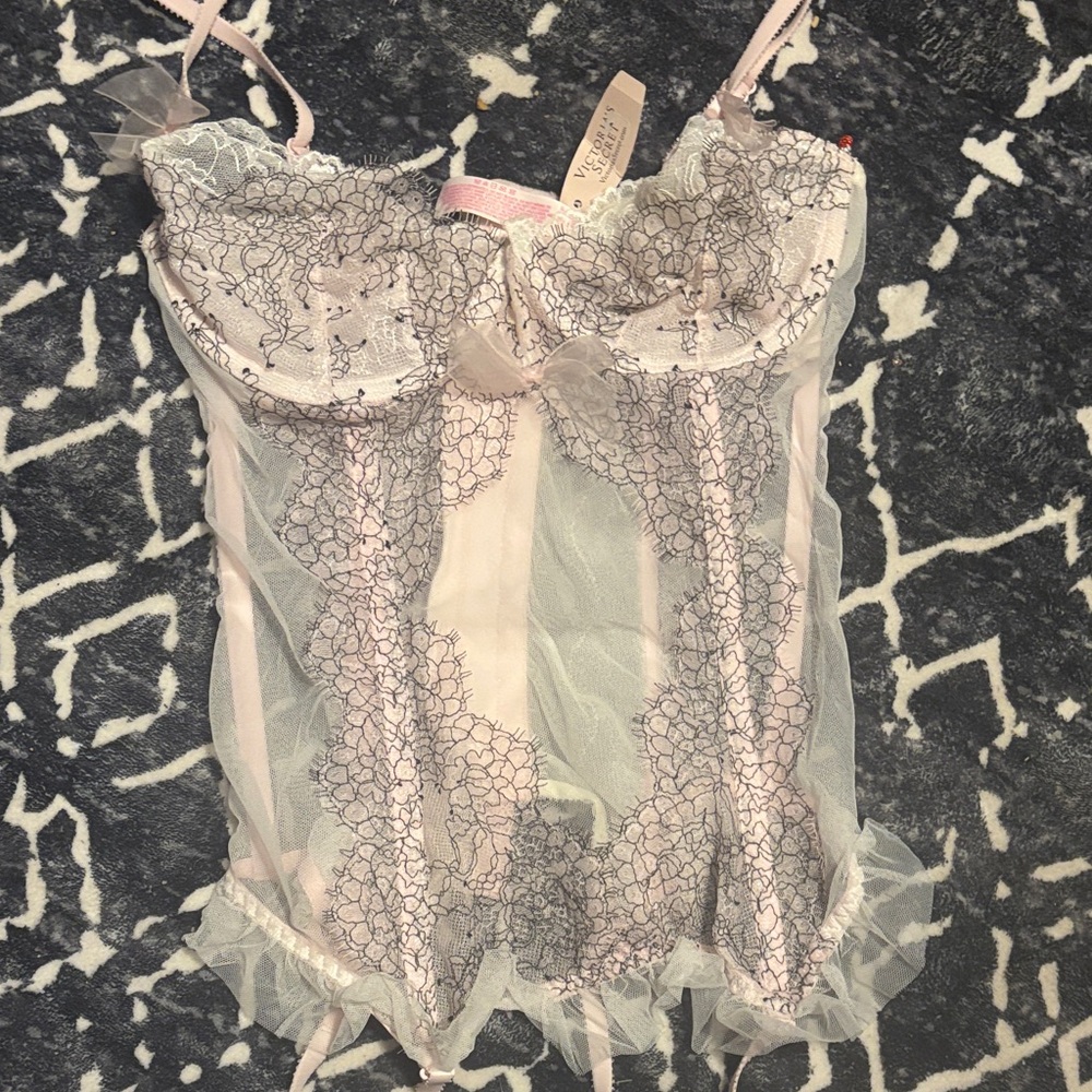 Victoria's Secret Pink and White Lace Chemise
